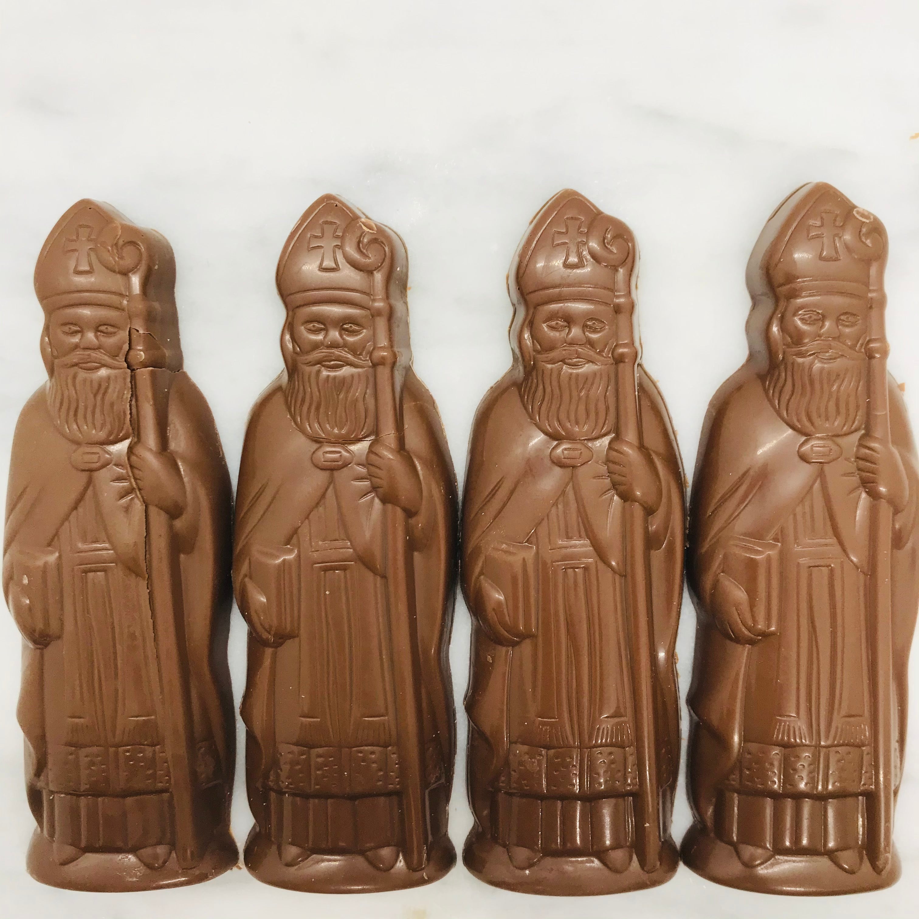 Klassieke Sinterklaas gevuld met praliné
